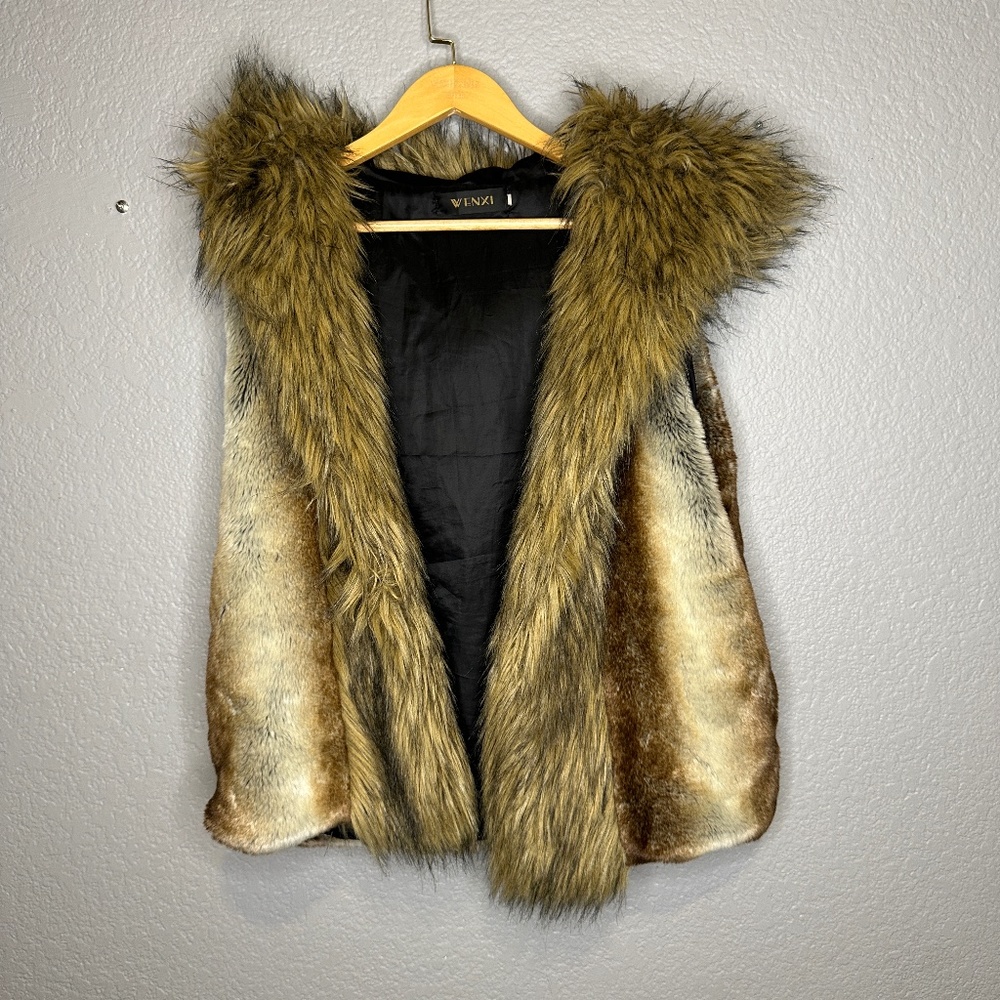 FAUX FUR VEST
